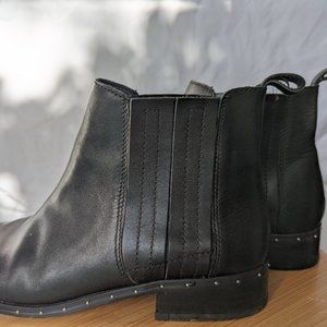 Steve Madden | Orchid Boots